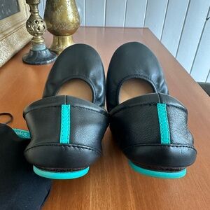 Tieks Black Flats Soft Material Flexible Leather